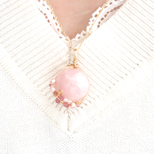 大粒ローズクォーツ《桜色の惑星》｜自分を愛する天然石ペンダント