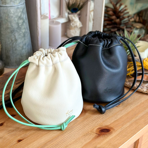 シュリンクレザー/本革】Lino shrink bag 巾着バッグ