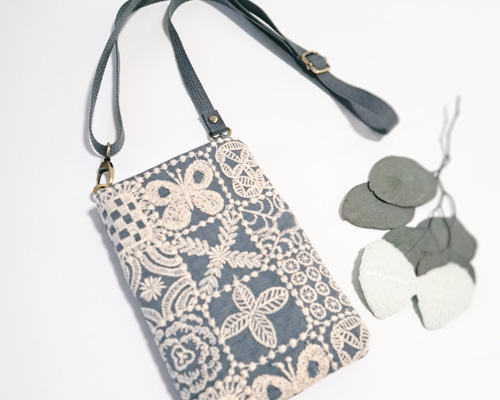 完成品✨スマホポシェット forest tile spica ミナペルホネン 9c953555329d7b6a1d0e78e516dec7