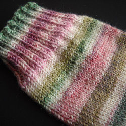 手編みの靴下　クールウールで編んだ、爽やか触感の靴下（女性用 a） 6枚目の画像