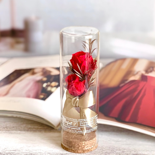 メッセージカード付ギフトボックス】赤いバラのボトルフラワー / 花