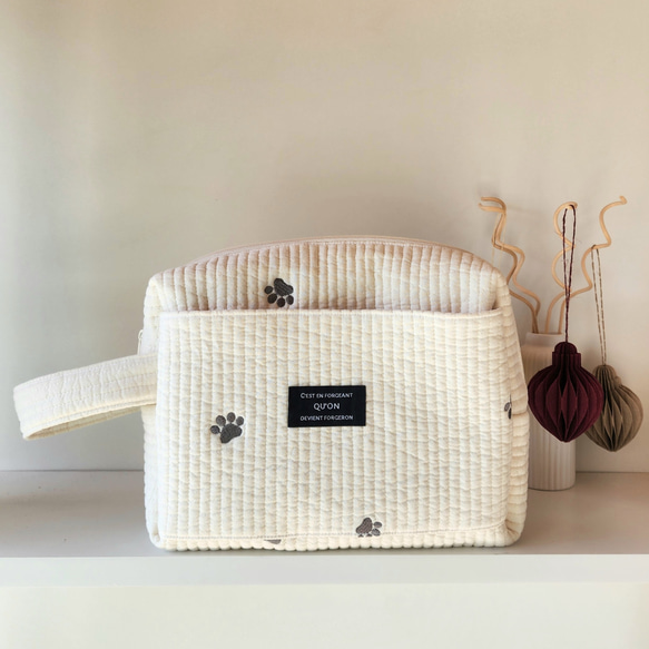 ポーチ袋 (肉球) 1枚目の画像