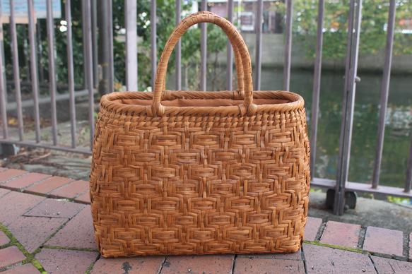 98198 山葡萄 亀甲編み 籠 かご バッグ コンパクト 巾着 手作り 山葡萄