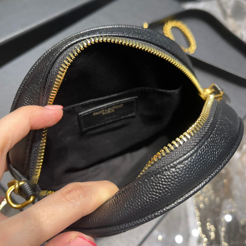 ysl ショルダーバッグ　イブサンローラン 67401ef27ff168a1172cd1b714e9aa