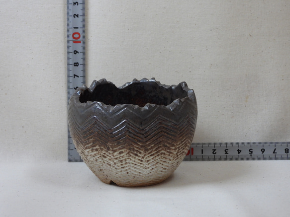 ギザ模様陶製植木鉢(G) 12枚目の画像