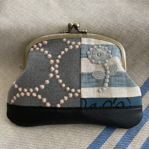 〔ハンドメイド〕ミナペルホネン　親子がま口 うさぎが可愛い親子がま口財布＊ミナペルホネン×リバティ mina