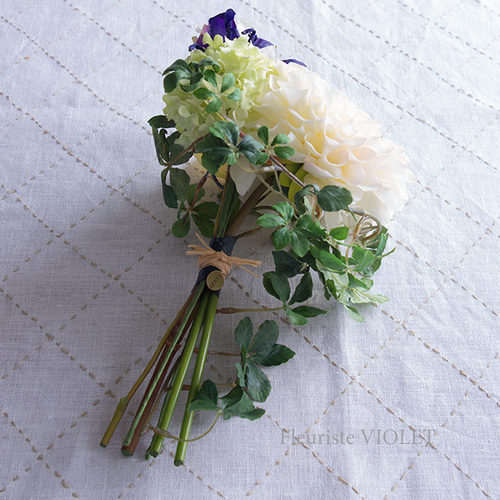 ウェディングブーケとブートニアのセット♡ダリアブーケ♡カモミール♡前撮り♡挙式 ウェディングブーケとブートニアのセット♡ブライダルブーケ