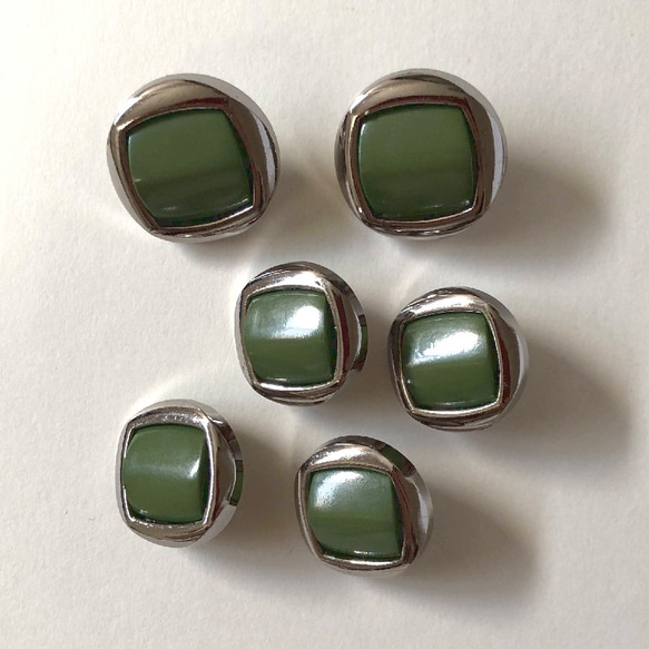 レトロ サークル ボタン グリーン 21mm・18mm 6個セット ea-131 1枚目の画像