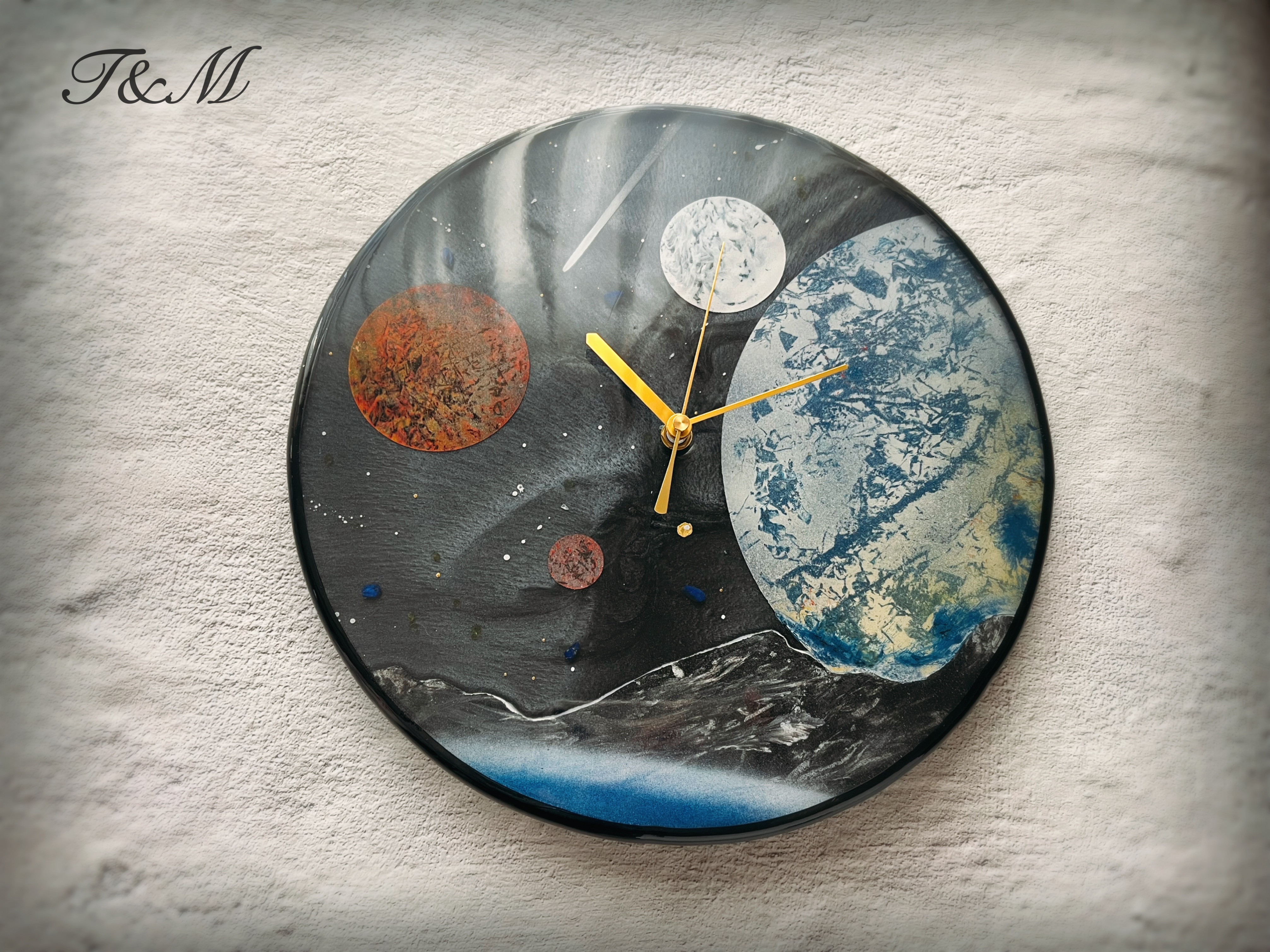 宇宙 レジン 壁掛け時計 (宇宙 / 星 / 惑星 / 地球 / スプレーアート )　A【1点もの】
