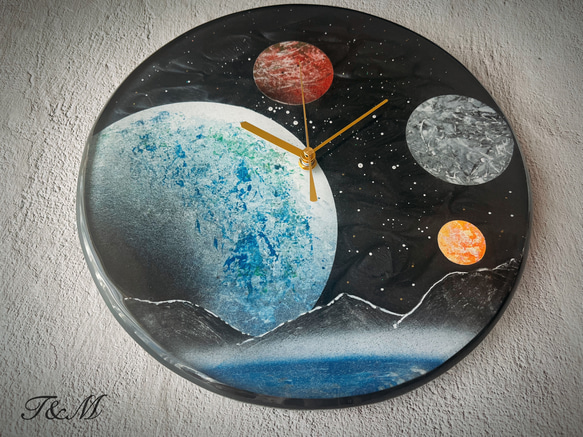 宇宙 レジン 壁掛け時計 (宇宙 / 星 / 惑星 / 地球 / スプレーアート )　B【1点もの】 2枚目の画像