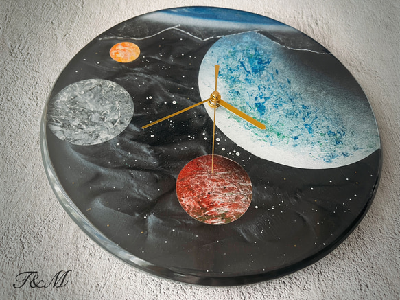 宇宙 レジン 壁掛け時計 (宇宙 / 星 / 惑星 / 地球 / スプレーアート )　B【1点もの】 5枚目の画像