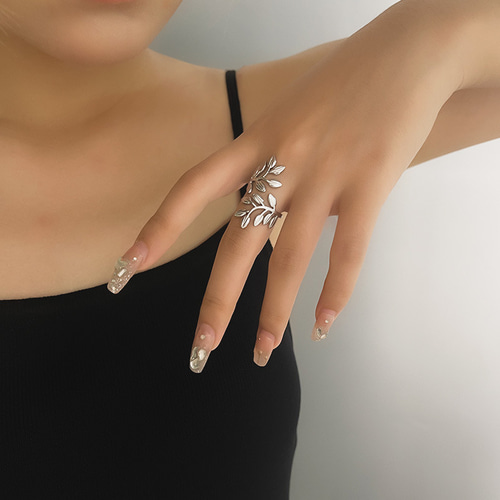 ステンレス製 シルバー ゴールド リング 繊細 葉っぱ リーフ 指輪
