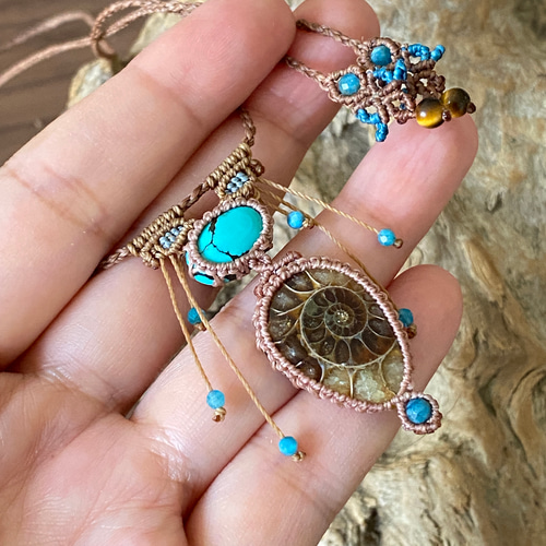 ♢流星群♢アンモナイト化石とフーベイターコイズ アンモナイト