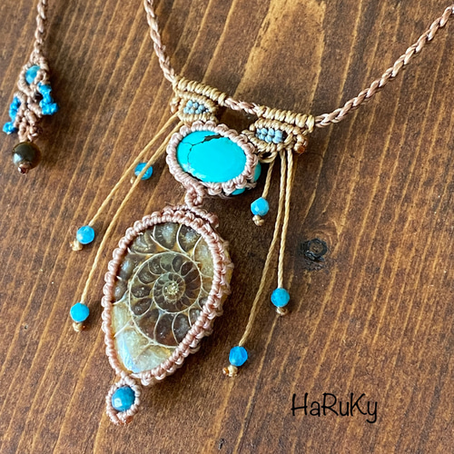 ♢流星群♢アンモナイト化石とフーベイターコイズ アンモナイトの