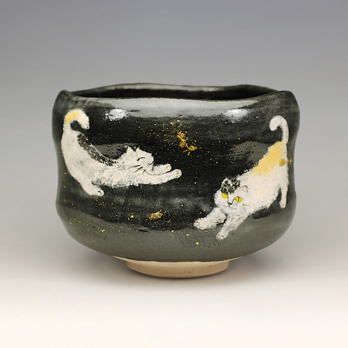 猫の 日2024 楽焼 [黒釉 猫の絵] 抹茶碗 茶道 具 手描き 楽入印 ☆猫の日2024☆楽焼〚黒釉 猫の絵〛 抹茶碗 茶道具 手描き 楽入印 茶碗