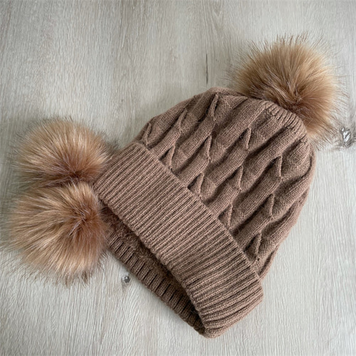 イヴサロモン　ポンポン　ニット　帽子　ブラウン イヴサロモン ポンポン ニット 帽子 ブラウン 楽天市場】サロモン