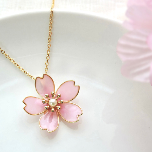 一輪の桜ネックレス(ピンク) SAKURA / Cherry blossom 一輪の桜ネックレス(ピンク) SAKURA / Cherry blossom