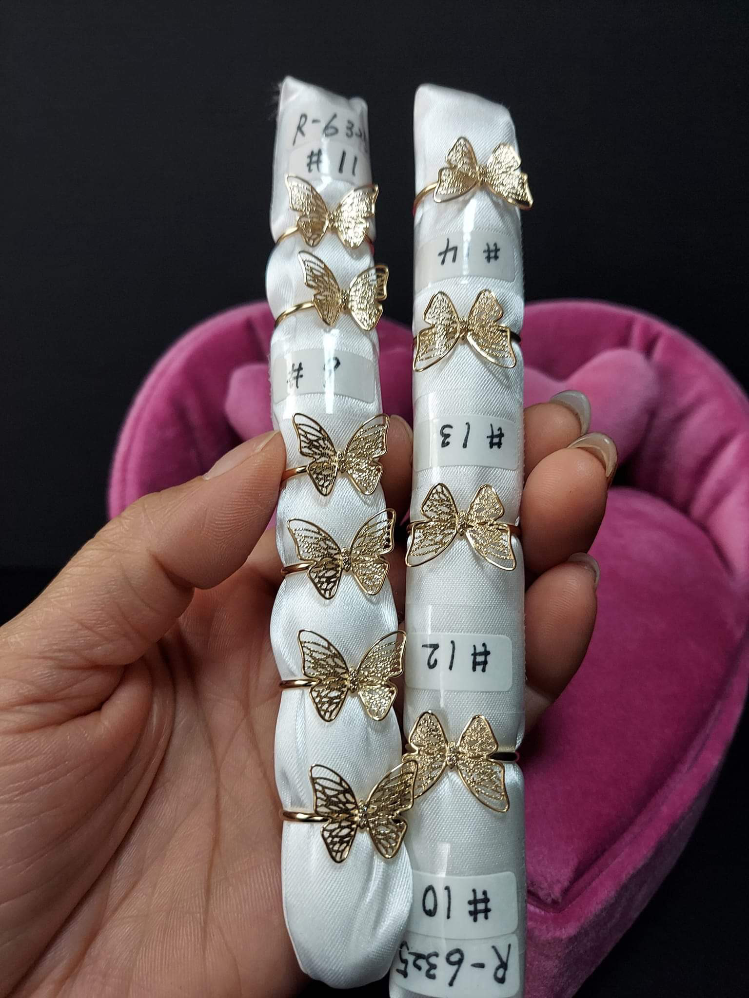 特定のサイズで利用できます。