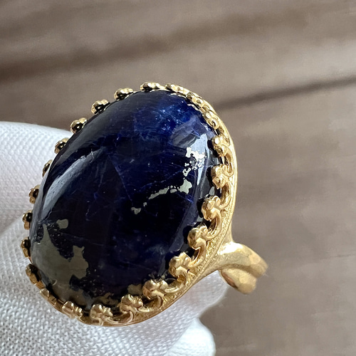天然ラズライト インクォーツ0.62ct【マダガスカル】☆希少石