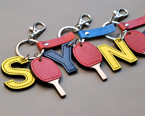 限定セール】卒業・卒団記念に！[卓球ラケットキーホルダー