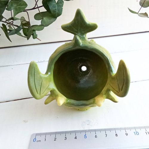 ドラゴンデザインの陶器植木鉢 約26cm 【公式通販】