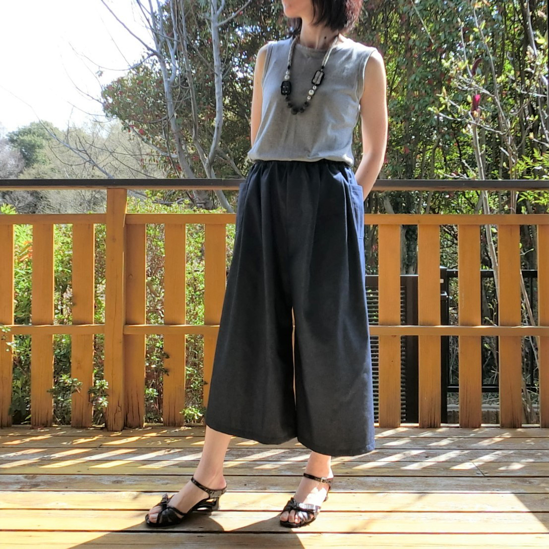 受注【ﾎﾟﾘ混デニム（薄手）】タック ロング キュロット　ゆったりガウチョパンツ　L-80　wｺﾞﾑ