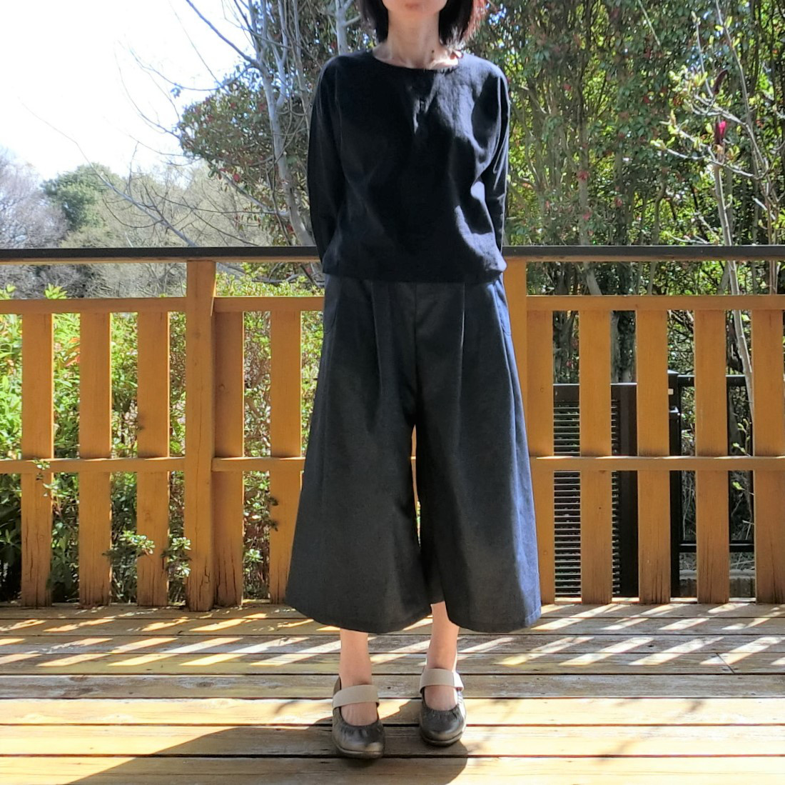 受注【ﾎﾟﾘ混デニム（薄手）】タック ロング キュロット　ゆったりガウチョパンツ　L-80　wｺﾞﾑ