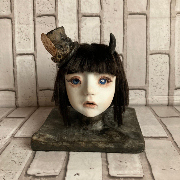 オブジェ ☆ 黒羽 ☆ 置物 ☆ アート ☆ 創作人形 ☆ 262 立体 