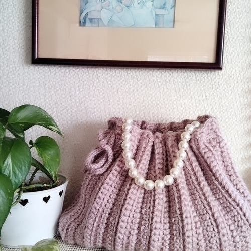 パール持ち手 ／エレガント／ニットバッグ／かぎ針編み／ハンドメイド