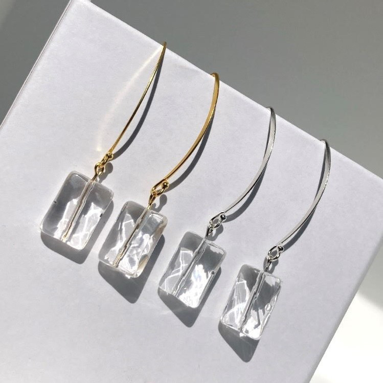 【S925】Crystal Hook Earrings/【シルバー925】天然クリスタル フックピアス 4,615円