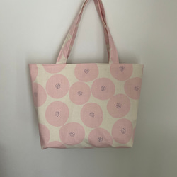 可愛らしい　桜色のあんぱんトートバッグ☆ピンク☆A4サイズもたっぷり入るバッグです 2枚目の画像