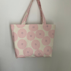 可愛らしい　桜色のあんぱんトートバッグ☆ピンク☆A4サイズもたっぷり入るバッグです 1枚目の画像