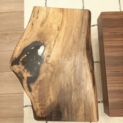 完売　レジン　サイドテーブル　ティーテーブル　黒柿　無垢材 5枚目の画像