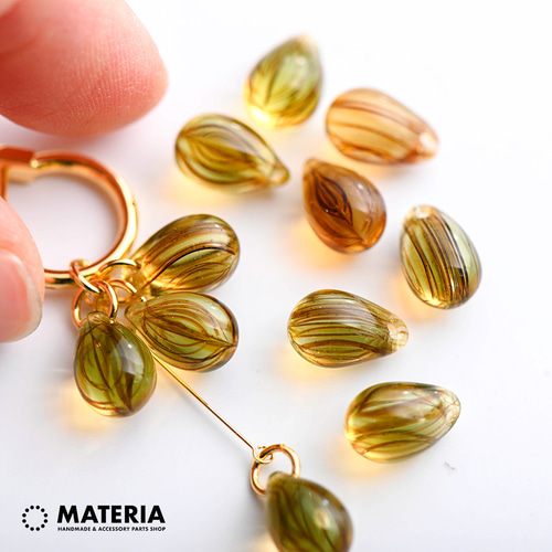 チェコガラスビーズ ティアドロップ イエローゴールド ストライプ 6個 