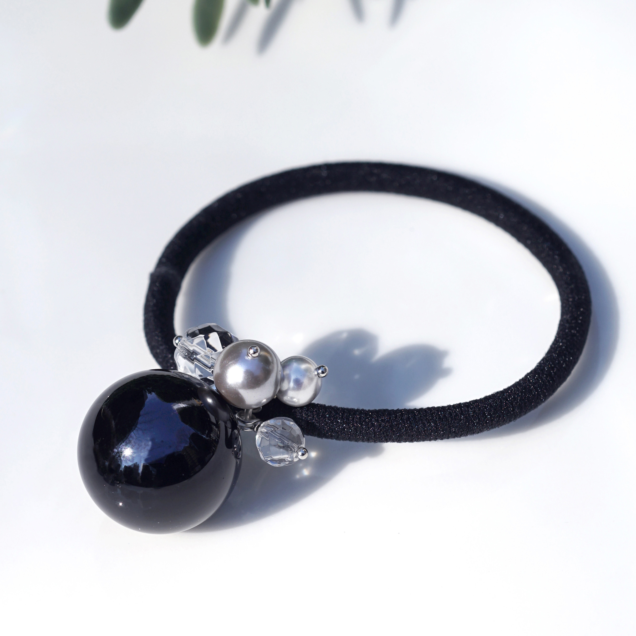 黒水晶とジュエルのボールヘアゴム/ポニーフック　～Tuuli