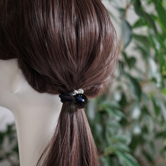 黑色水晶寶石球髮圈/馬尾鉤 ~Tuuli 第5張的照片