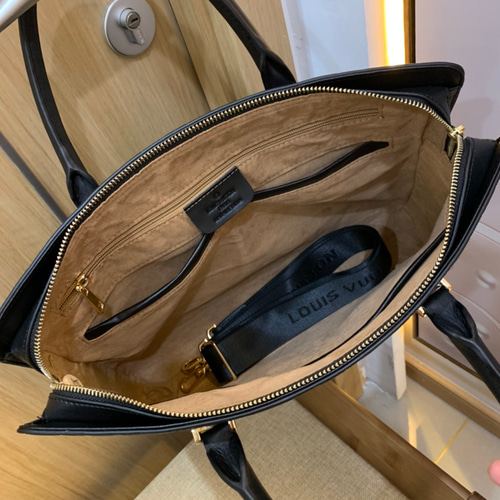 ルイヴィトンビジネスバッグLVトートバッグ新品 ビジネスバッグ ase750