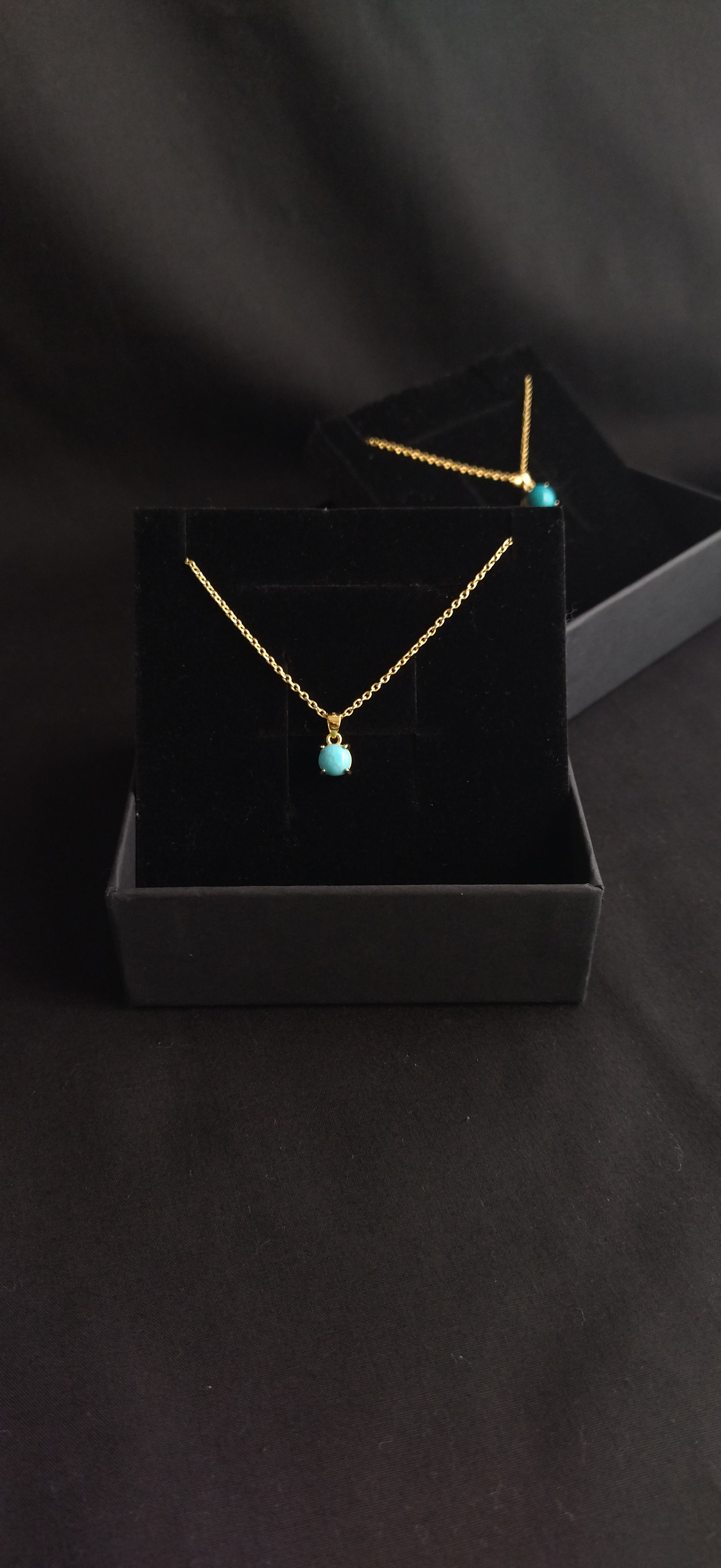 晴れやかブルー2023 / さりげなく魅せる14Kと一粒ターコイズのネックレス(６㎜)