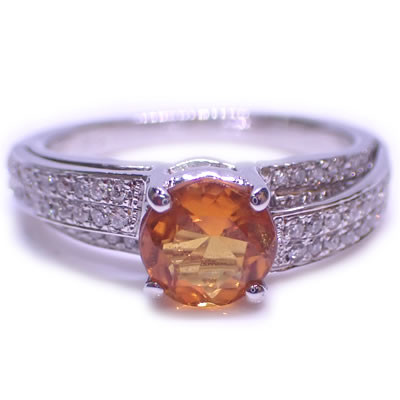 K18WG ラウンドカットクリノヒューマイト1.05ct ダイヤモンド クラシック　オリジナルデザインリング