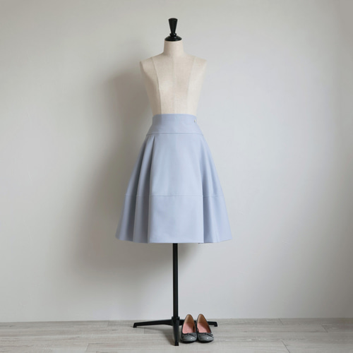 LIJA 水色 フレアスカート セール】テクスチャードフレアスカート / Textured Flare Skirt