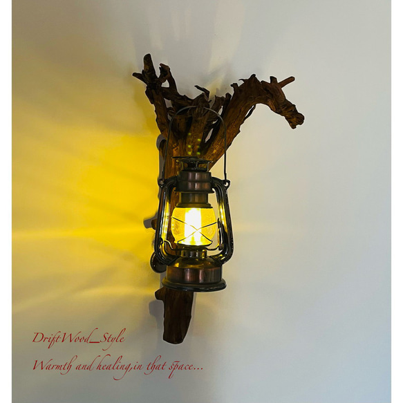 流木インテリア ランプや小物を飾れる天然流木の壁掛けスタンド ランタン 置物 北欧 照明 自然 N4 5枚目の画像