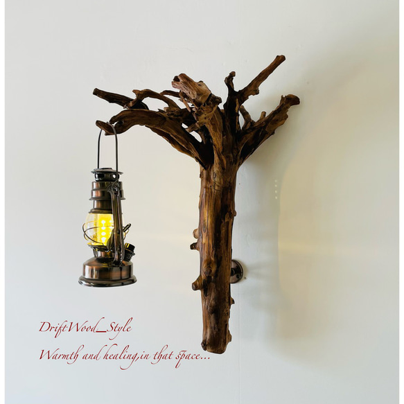 流木インテリア ランプや小物を飾れる天然流木の壁掛けスタンド ランタン 置物 北欧 照明 自然 N4 1枚目の画像