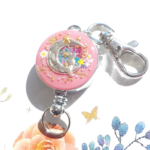 再販】レジンアクセサリー レジンキーホルダー お月見猫 リール