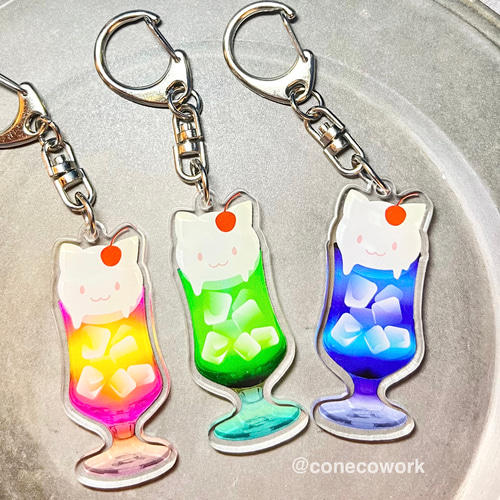リニューアル】猫ちゃんクリームソーダ（アクリルキーホルダー