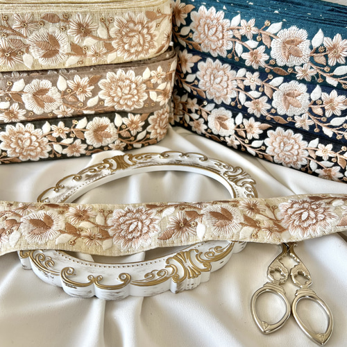 50cm インド刺繍リボン シルク 花柄 #n2s7 リボン・テープ La