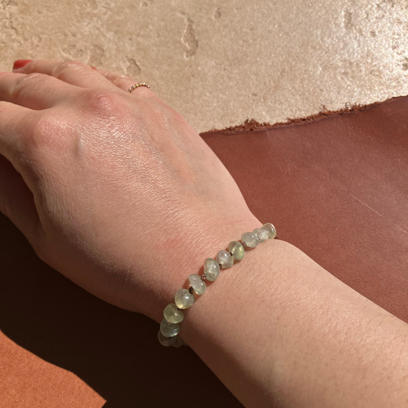 Stone Bracelet – Prehnite プレナイト – 6枚目の画像