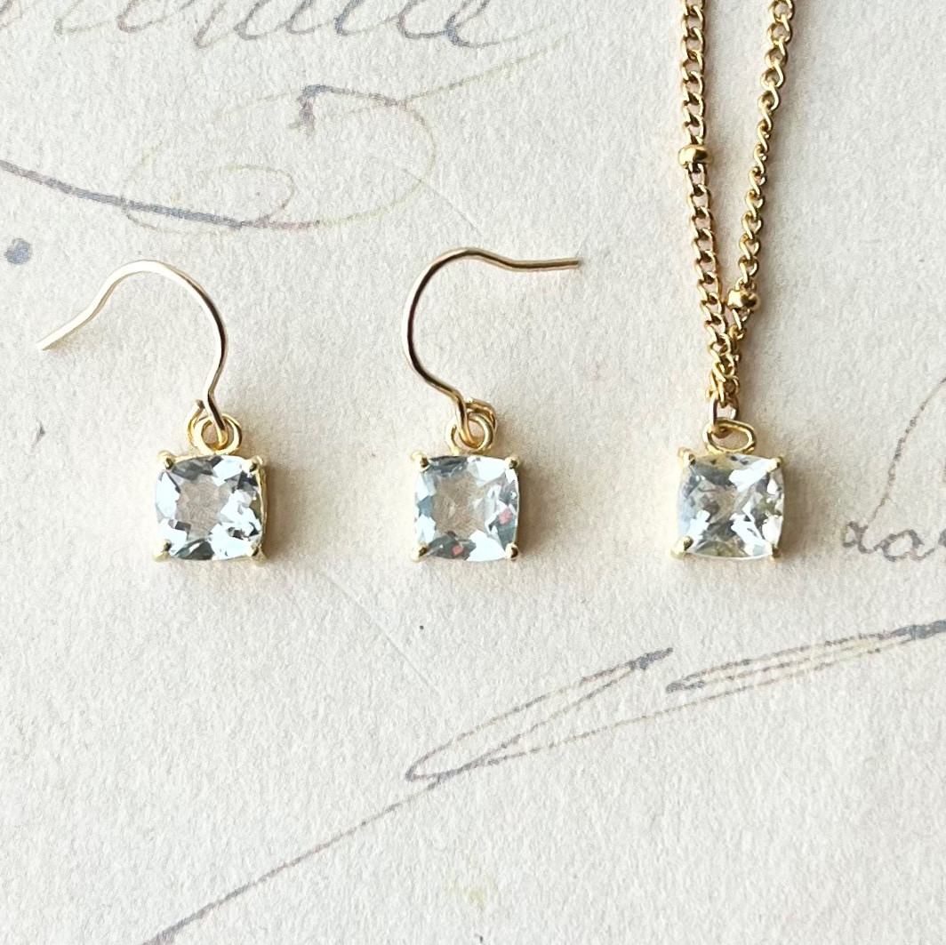 3月誕生石【宝石質アクアマリン】のシンプルピアス/イヤリング+ネックレスセット