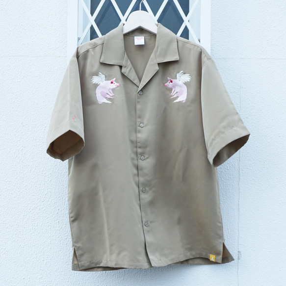 「翼のある豚」 刺繍　シルキーオープン半袖シャツ 8枚目の画像