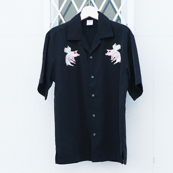 「翼のある豚」 刺繍　シルキーオープン半袖シャツ 9枚目の画像