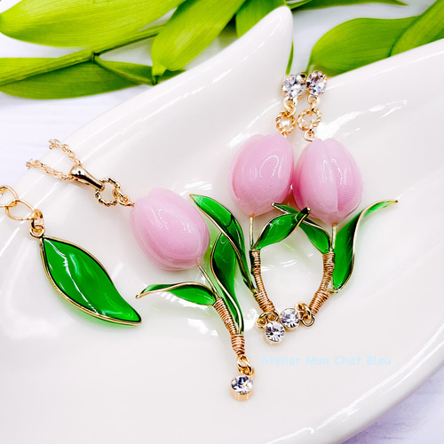◇新品◇ Pt チューリップ ペンダントトップ ハンドメイド